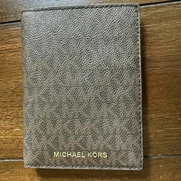 Michael Kors Jet set fold wallet - Picture 1 of 12